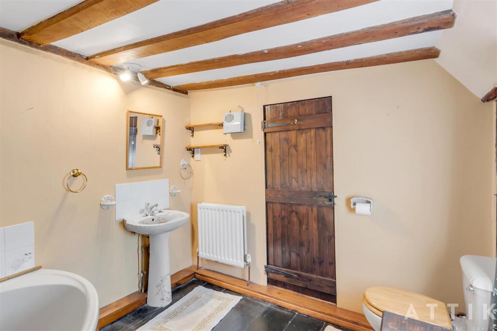 2 Stone Street Spexhall IP19 0RN (20).jpg