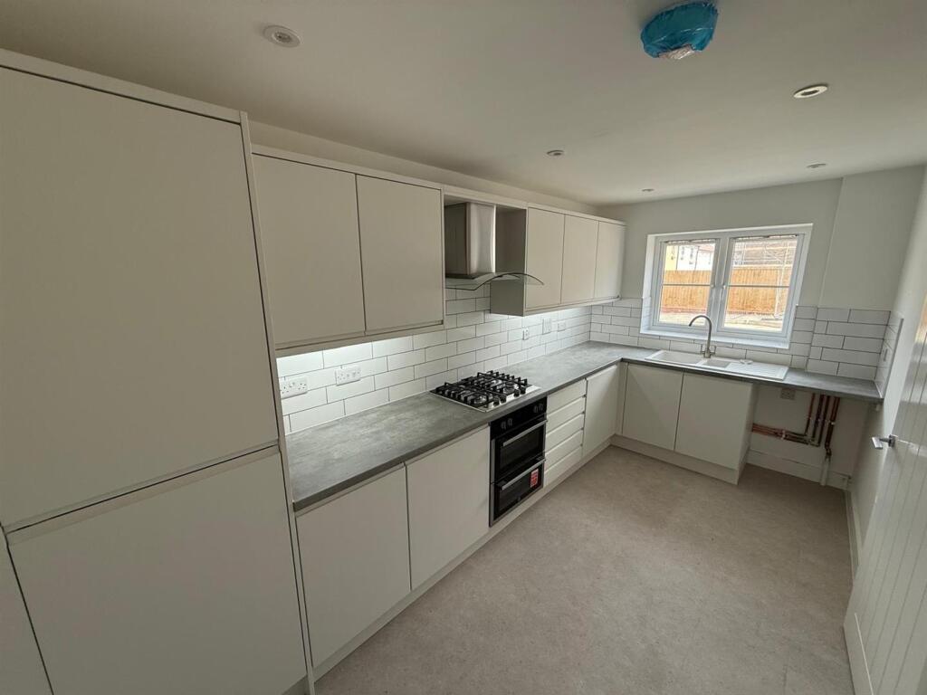 Plot 403 kitchen.jpeg