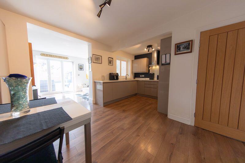 Kitchen, dining area and rear lounge