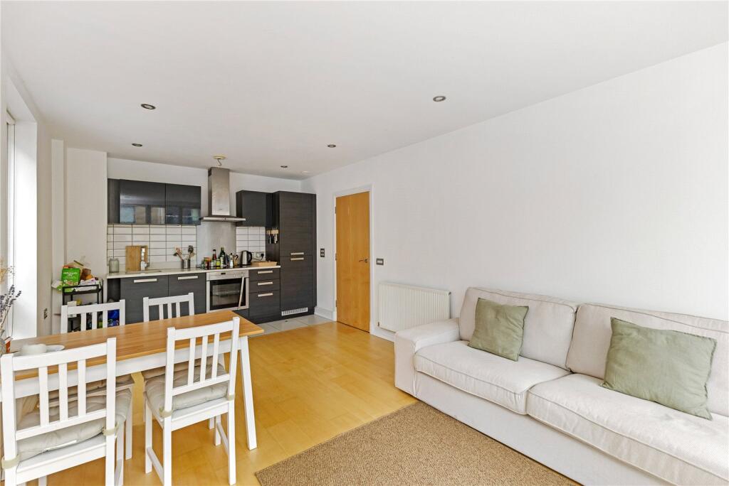Reception/Kitchen
