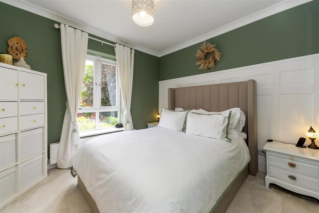 Master bedroom 1 SAPL5271-20250517-DxO_DeepPRIME X