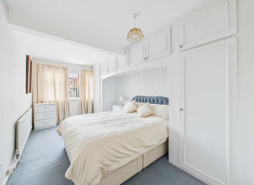 Bedroom (Virtually Furnished)