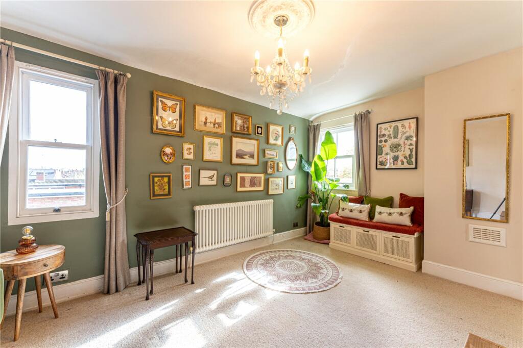 Sitting Room To Balc