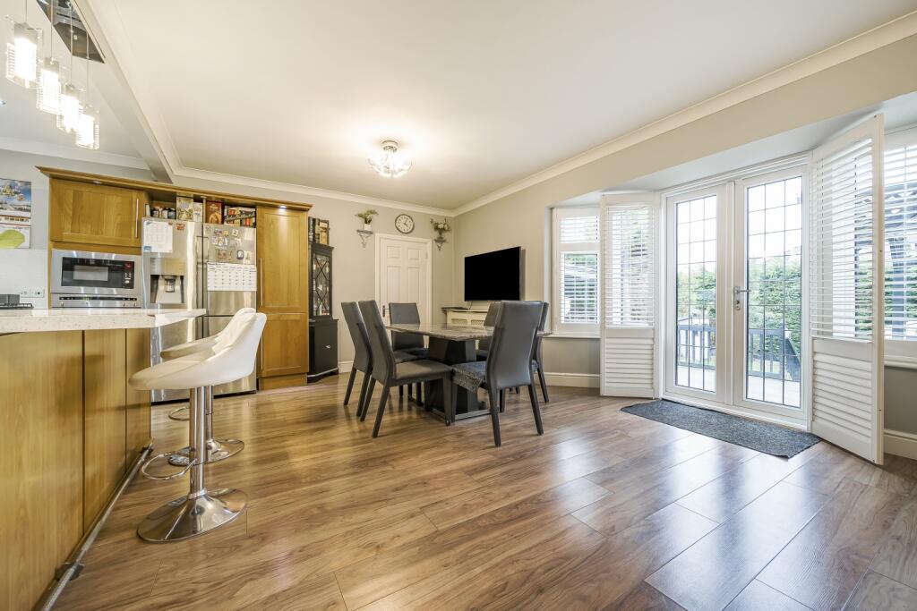 Family Kitchen and Dining Room