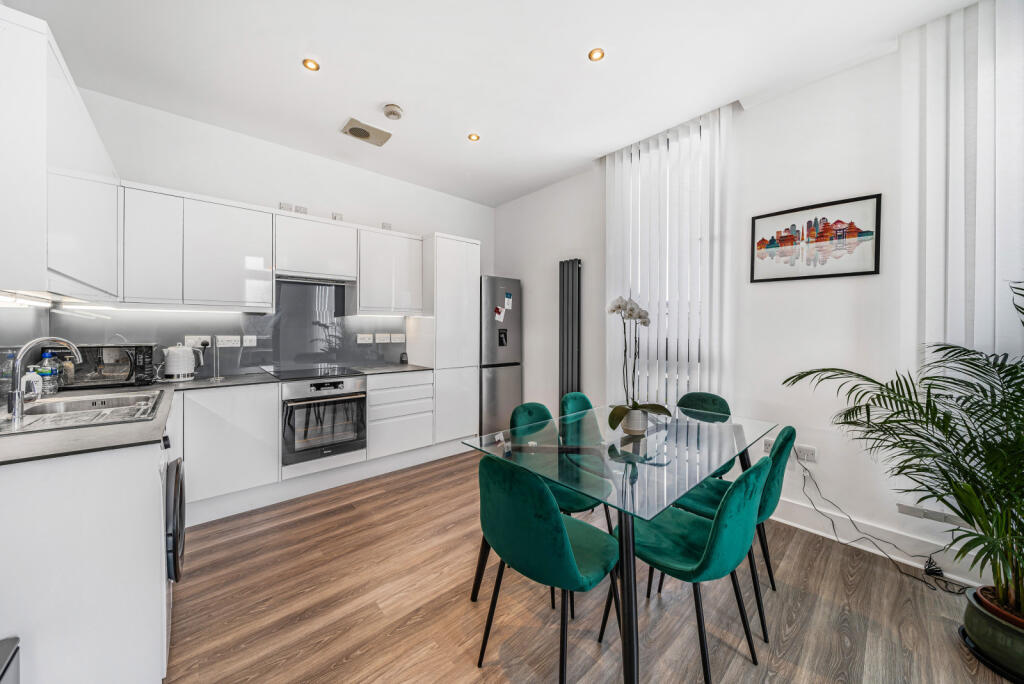 Kitchen/Sitting Room