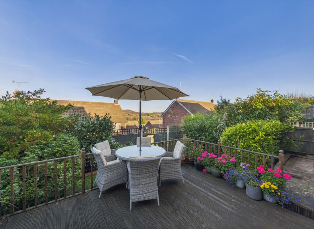 Perlethorpe Crescent, Gedling, Nottingham