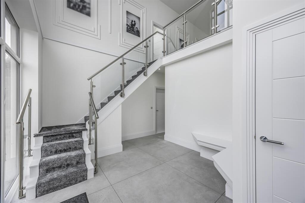 31 Lovedean Lane, Waterlooville-PorticoMarketing-S