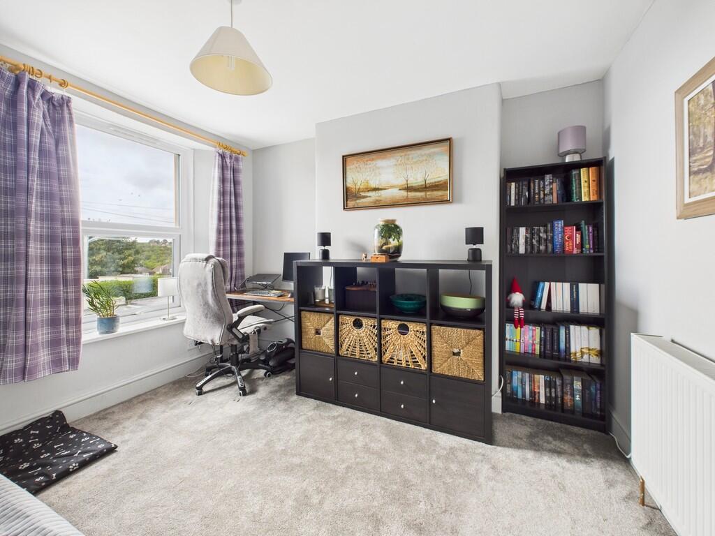 CAM03974G0-PR0199...