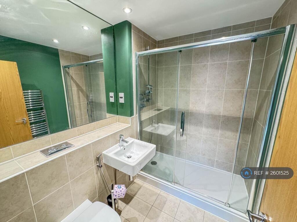 Ensuite Shower