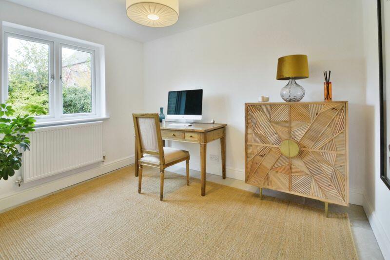 Office/3rd Reception area