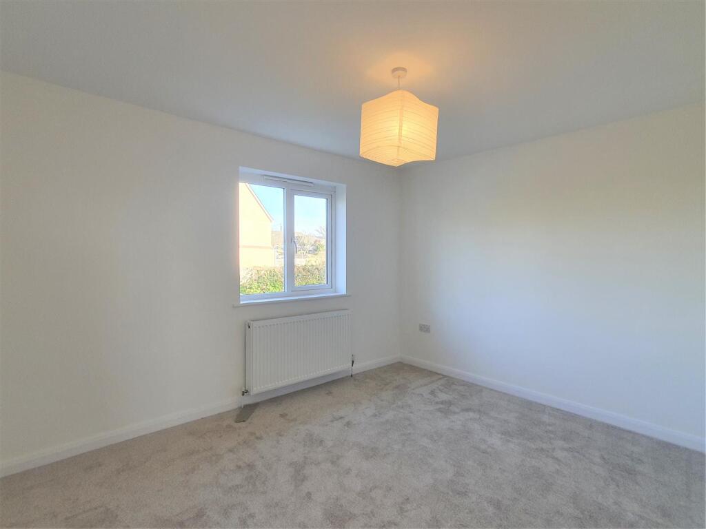 8 Luxon Drive Bedroom 2