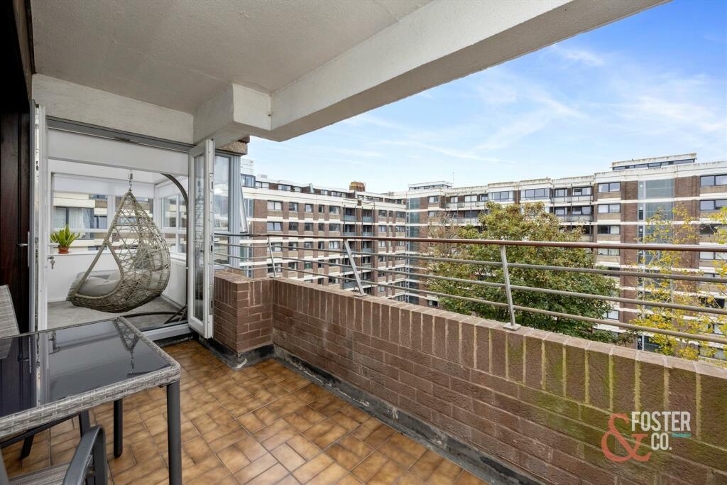 Eaton Gardens, 16-18, 34-015.jpg