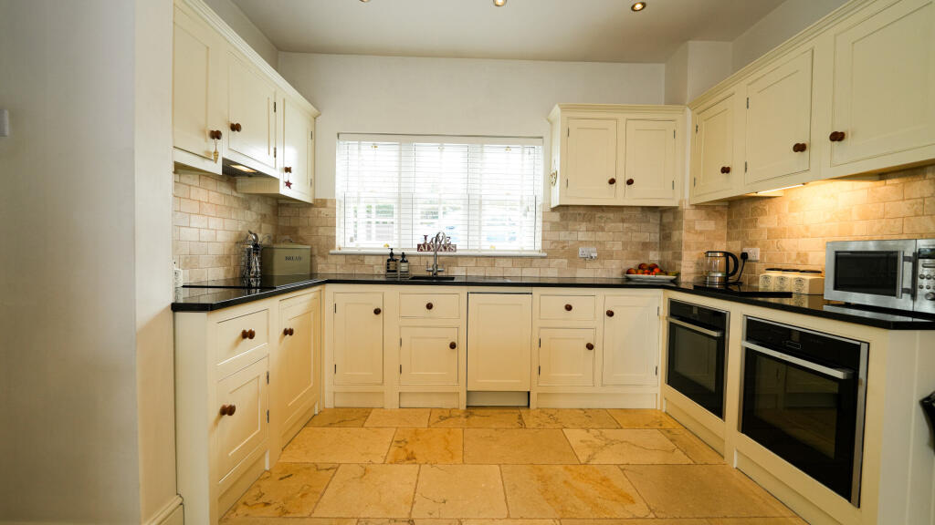 8650a396-8aa9-4a76-a93d-c1913107f7e5