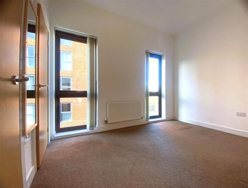 Bedroom 2 II.jpg