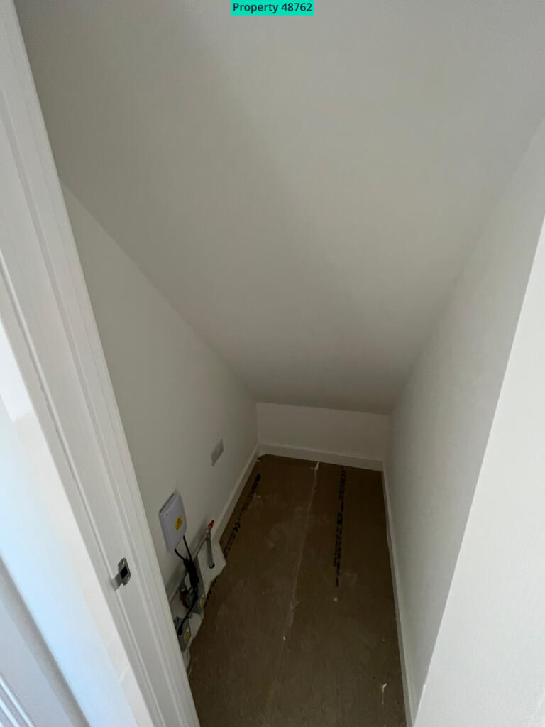 2nd Floor: Storage cupboard 