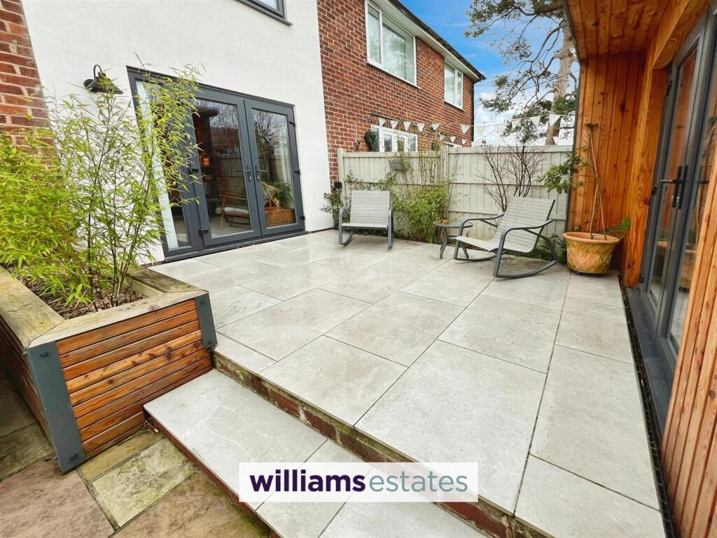 Porcelain Patio Area