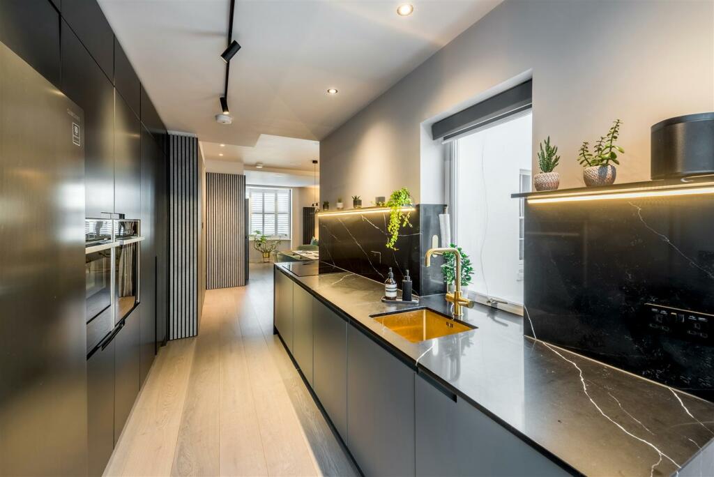 80 Osborne Villas -4.jpg
