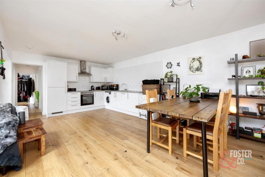 Hove Park Villas, 18-006.jpg
