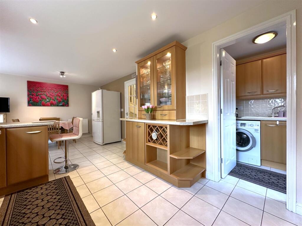 Dining Kitchen Into Utility Room 404
