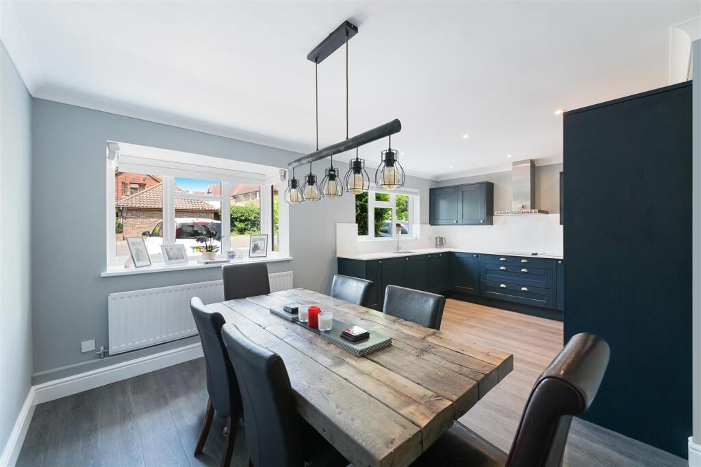 CHAUCER CLOSE,8- (19).jpg