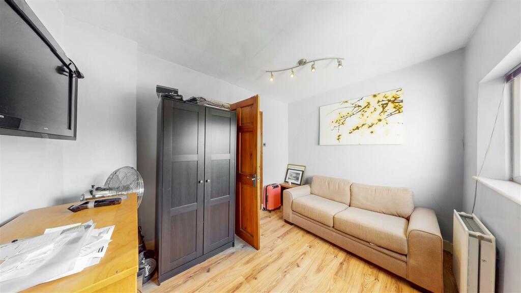 25 Eton Avenue - pXmUncwSMTierPYFuVzD.jpg