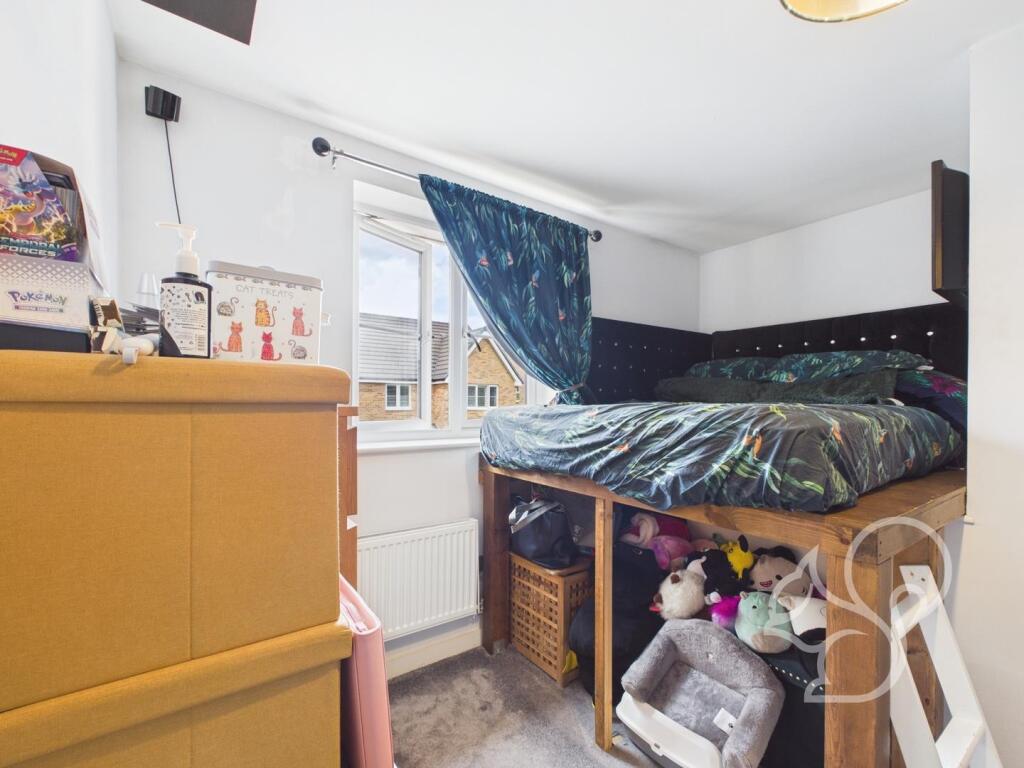 CAM01659G0-PR0417-STILL013.jpg