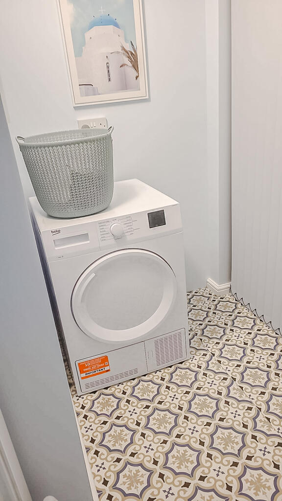 e4b303dad23e4650bcc2155566235ccf