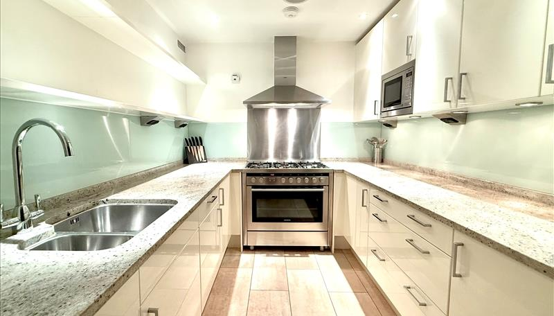 lg_p5693_638979470791646632 (1).png