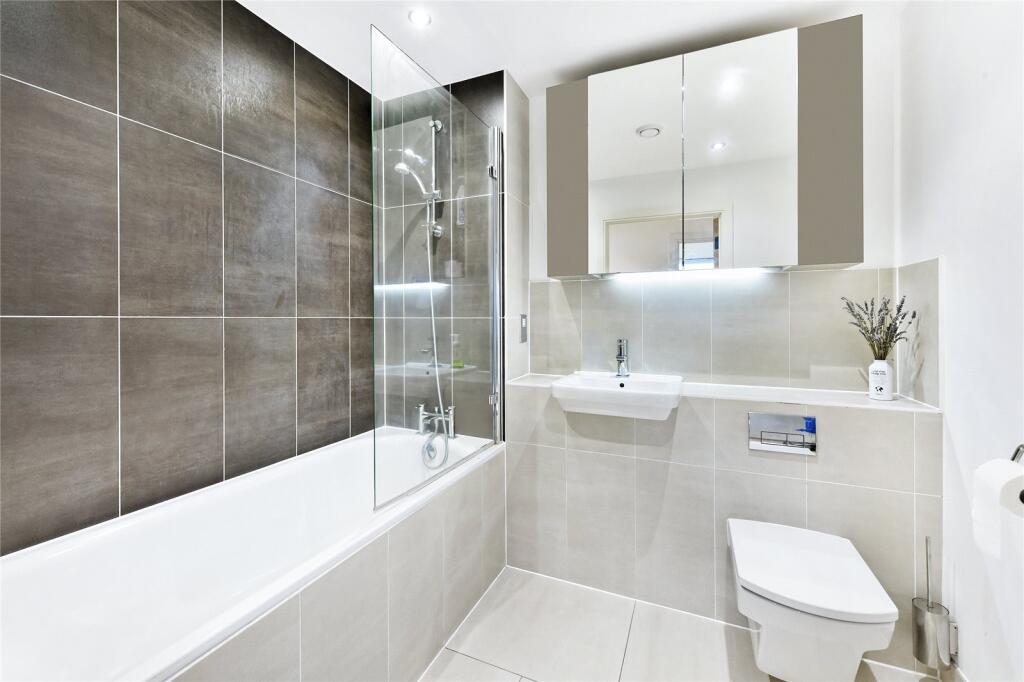 Bathroom 2