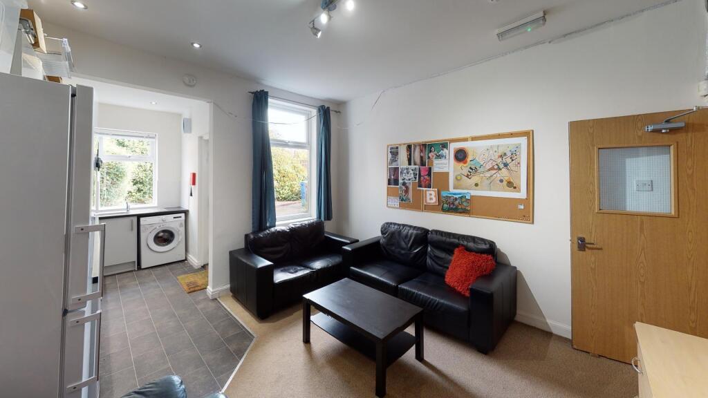 10-Rosa-Road-Living-Room.jpg