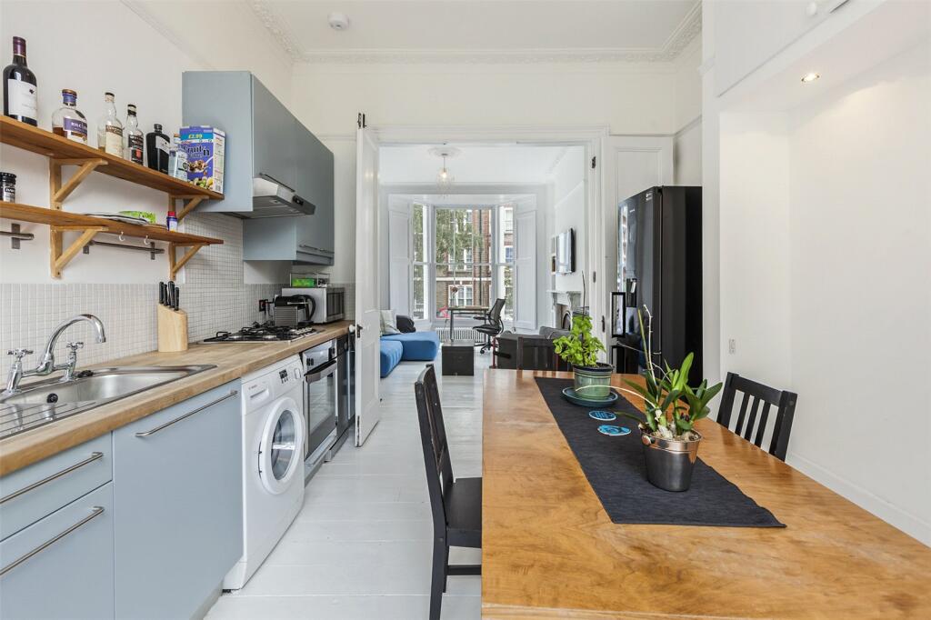 Kitchen/Diner View 5
