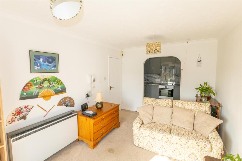 Grosvenor Court-08.jpg