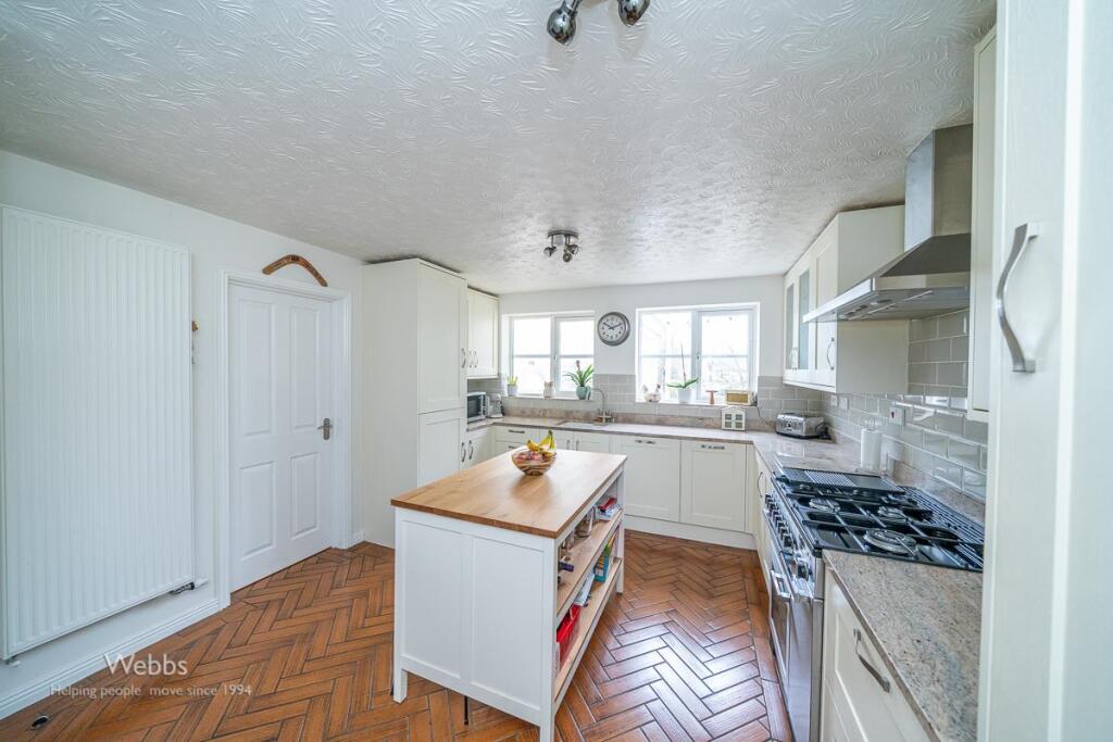 © Webbs Estate Agents © (8 of 217).jpg