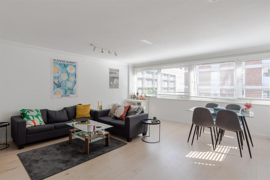 19-23 Fitzroy Street