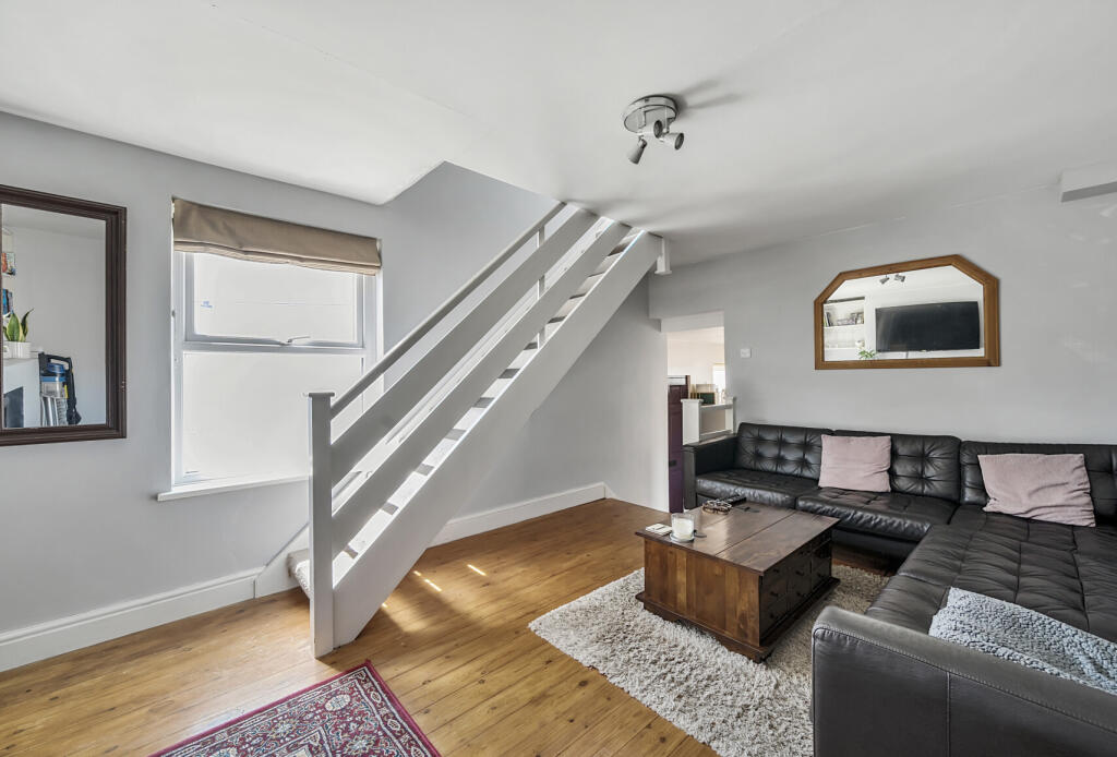 1313375-8-6852b7d...