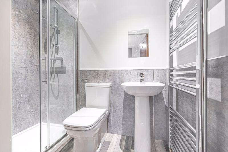 En Suite Shower Room