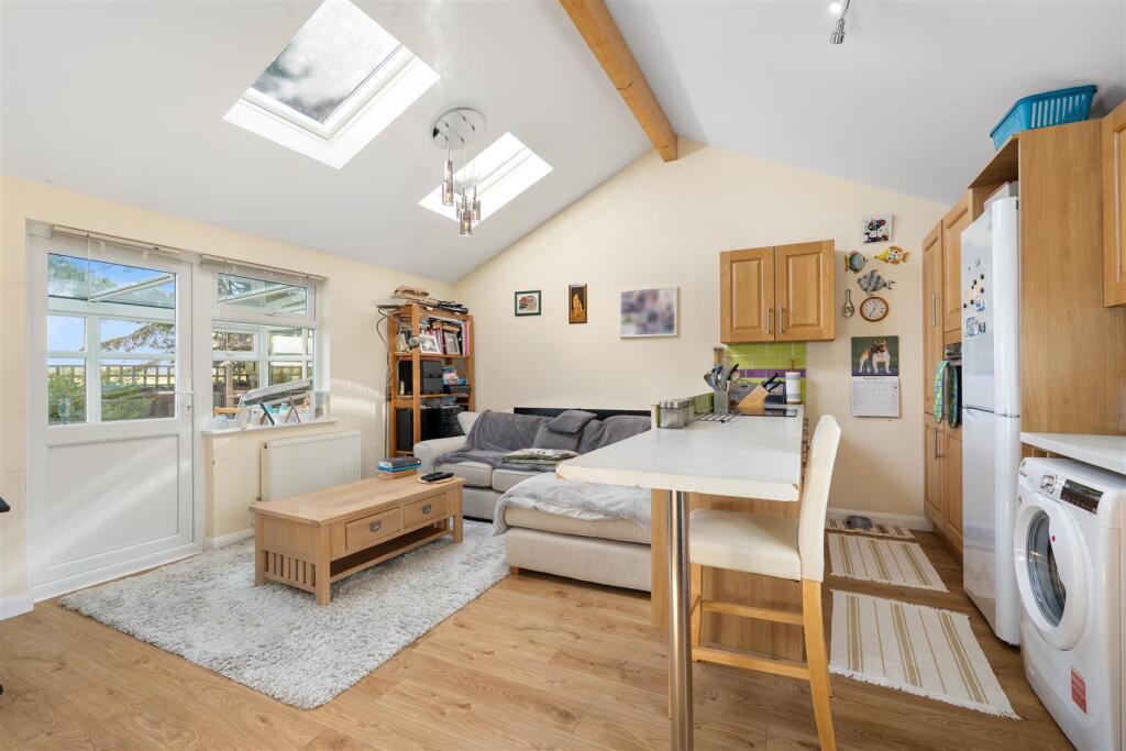 Open Plan Living / Kitchen Area