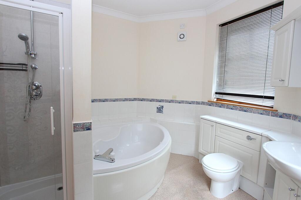 Ensuite Bathroom