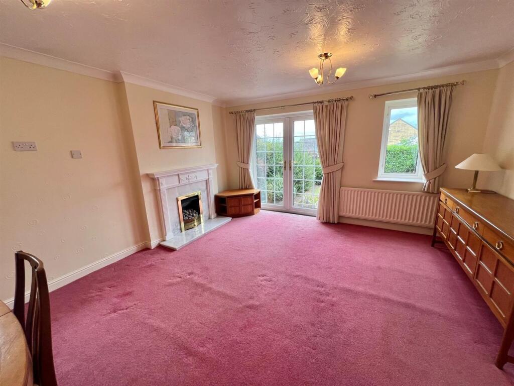 Bramleys Estate Agents - Badget Hill - Rastrick (8