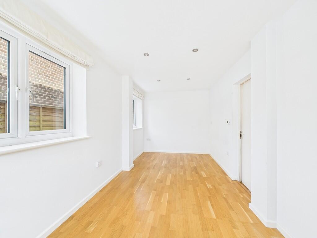 Bedroom 4 a