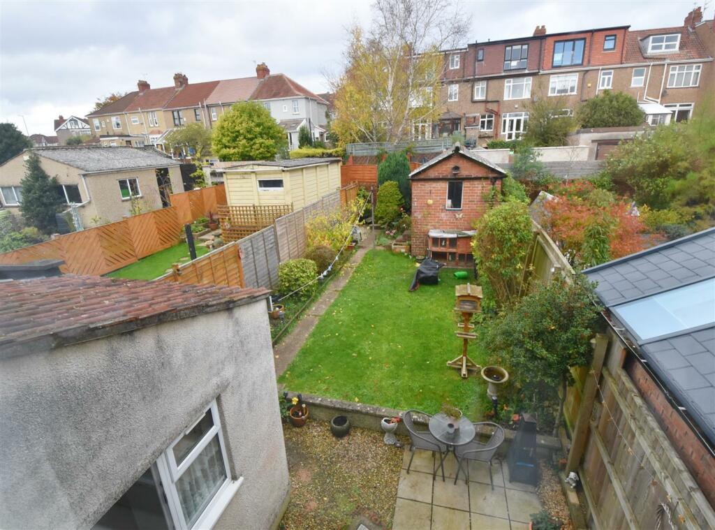 View to rear of property.jpg