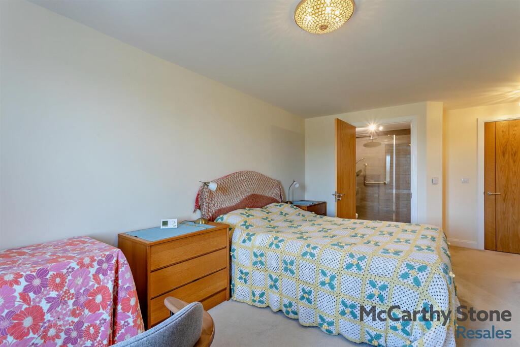 8637877-interior03-800.jpg