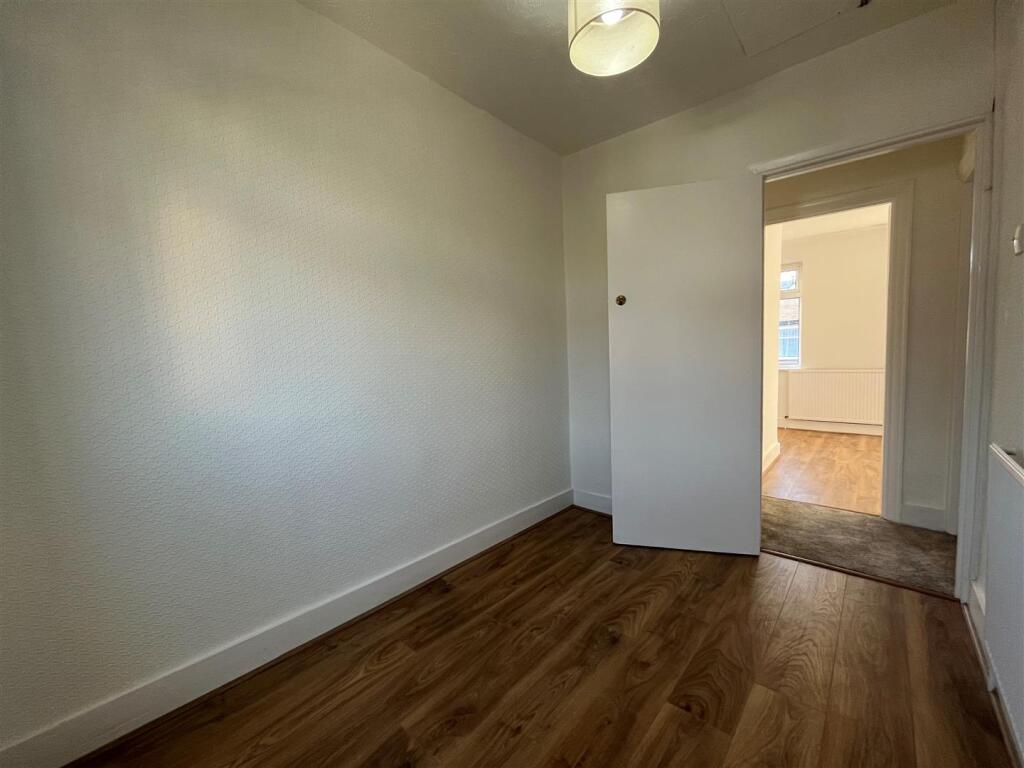 Bedroom 3.jpg