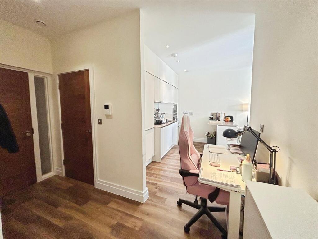 09931bc3--4F75-BD3D-CE8A4FC18D43-43287-0000277E5A0