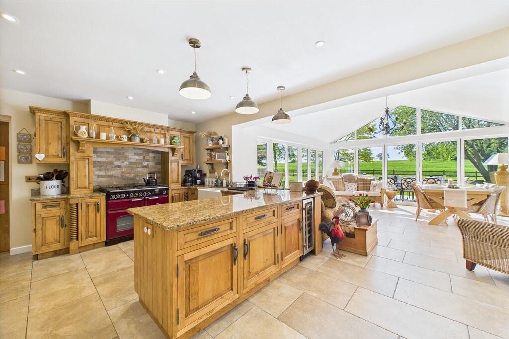 CAM01689G0-PR0465...