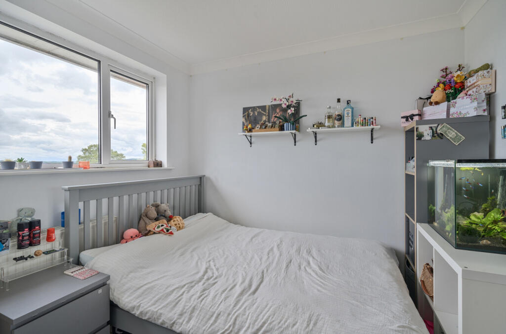 1303417-23-6841c7...