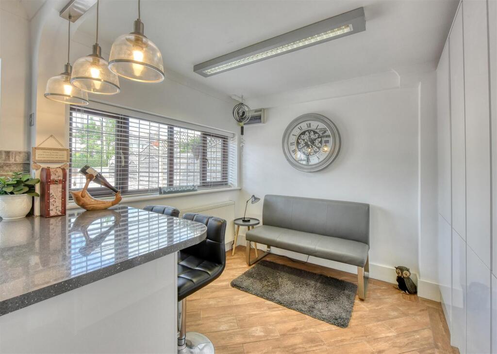 51 Sedgley Road-Kitchen.jpg