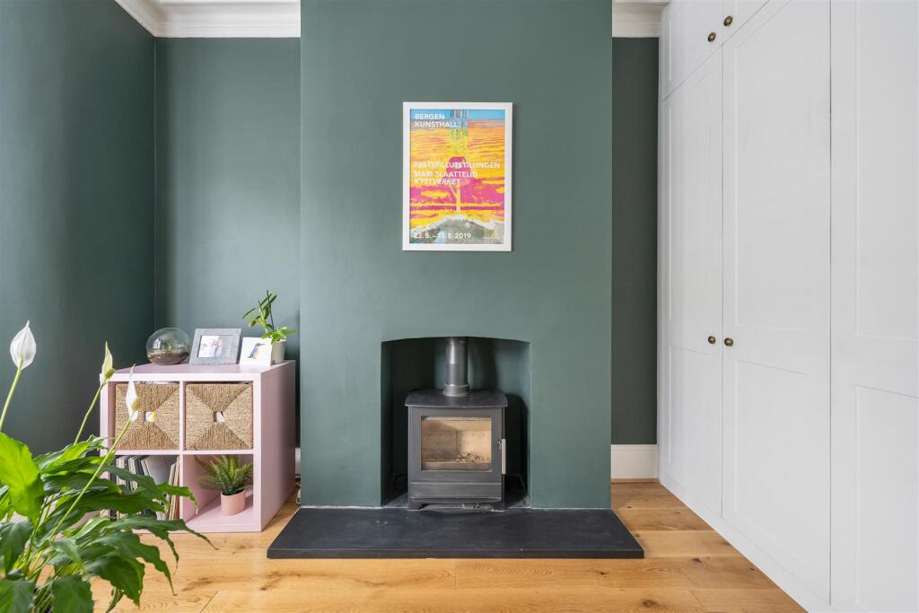 Colchester Road, E10