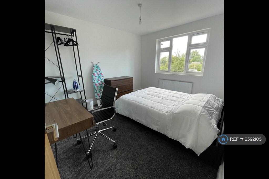 Bed 1: King 