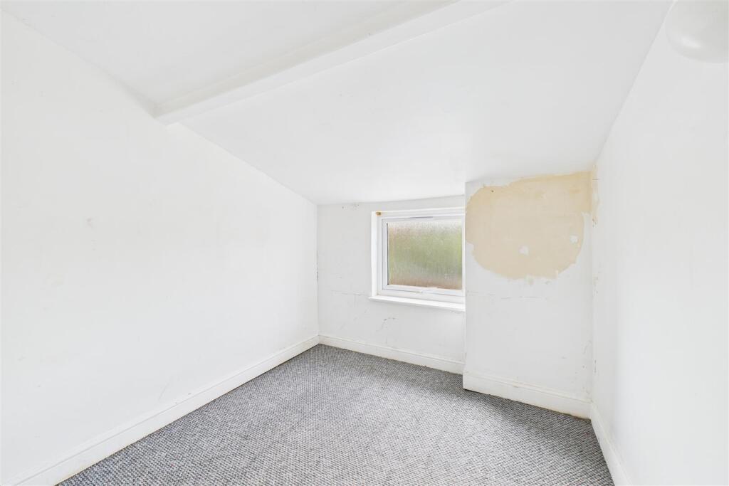 59 Great Western Road, Gloucester GL1 3PZ| Freehol